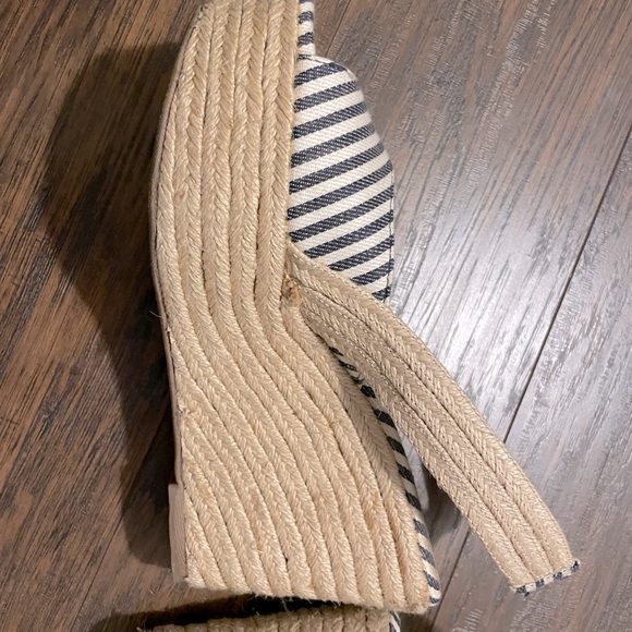 Splendid Striped Espadrille Peep Toe SlingbackWedges // 8 - Picture 7 of 12